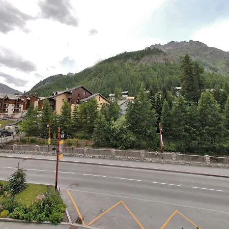 Duplex 3 Pieces Avec Balcon Sud, Pres Du Centre Et Des Pistes, Parking, Wifi * Val-dʼIsère