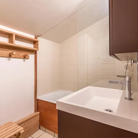 Duplex 3 Pieces Avec Balcon Sud, Pres Du Centre Et Des Pistes, Parking, Wifi - Fr-1-694-145 Διαμέρισμα *